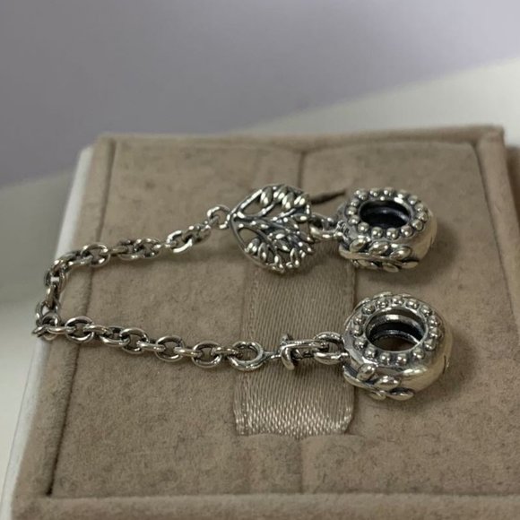 Pandora Heart Family Tree Safety Chain Charm - Picture 3 of 8